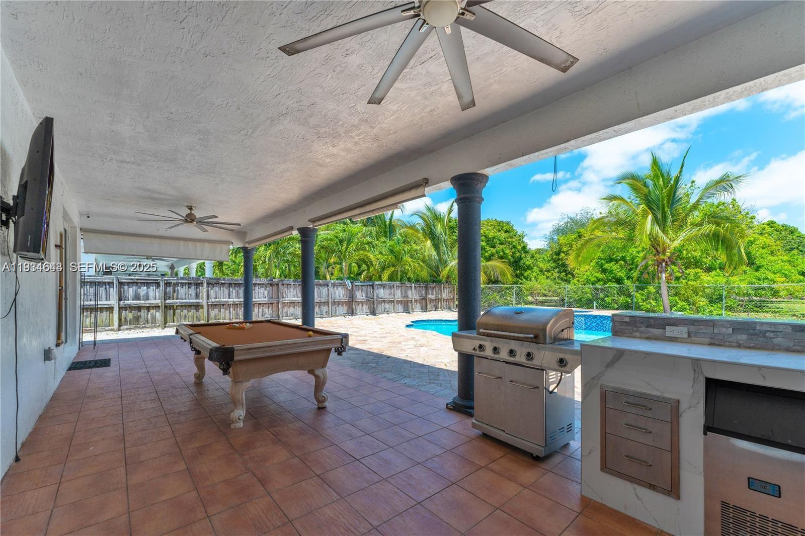 SOUTH POINT FIRST ADDITIO - Residential