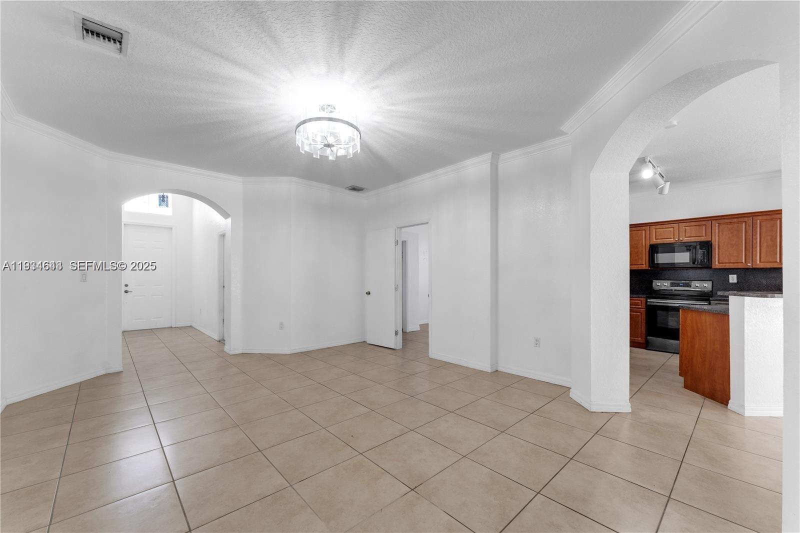 SOUTH POINT FIRST ADDITIO - Residential