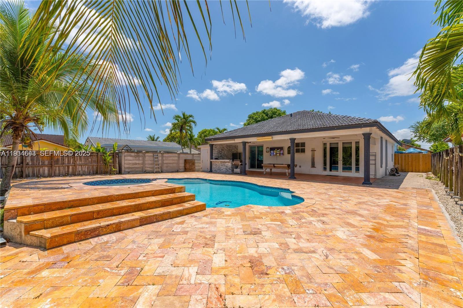 SOUTH POINT FIRST ADDITIO - Residential