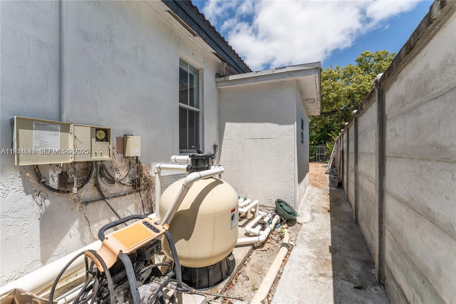 SOUTH POINT FIRST ADDITIO - Residential