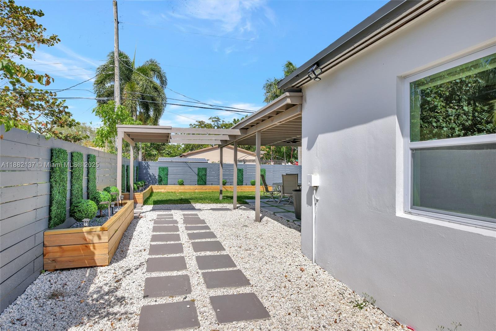 YELLOWSTONE PARK AMEN PLA - Residential