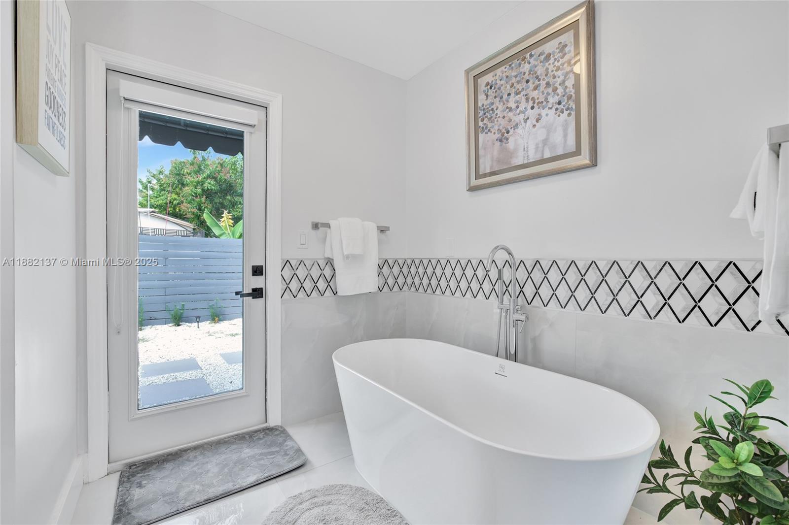 YELLOWSTONE PARK AMEN PLA - Residential