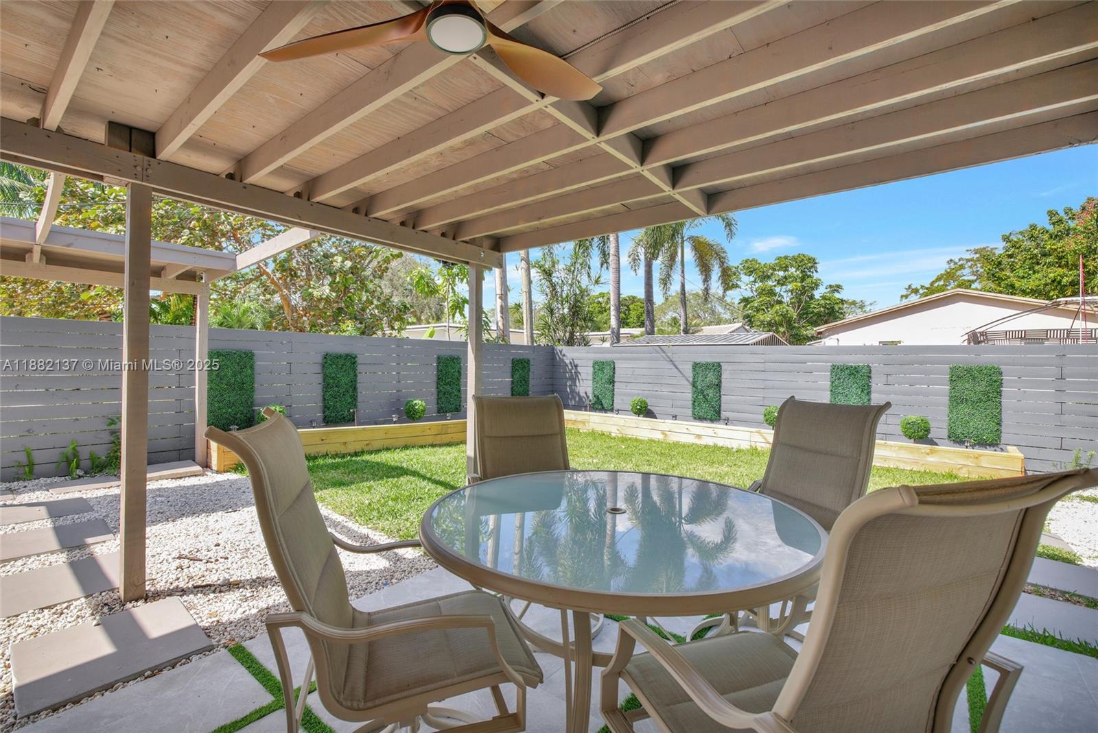 YELLOWSTONE PARK AMEN PLA - Residential