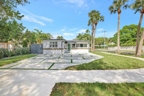 Photo of 1001 SW 19th St, Fort Lauderdale, FL 33315 (MLS # A11882137)