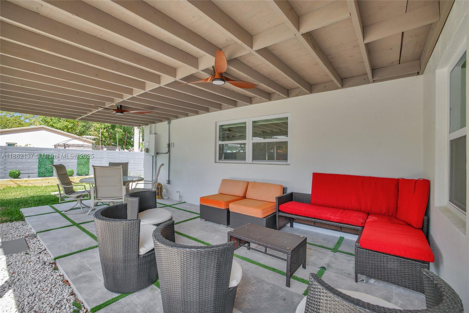 YELLOWSTONE PARK AMEN PLA - Residential