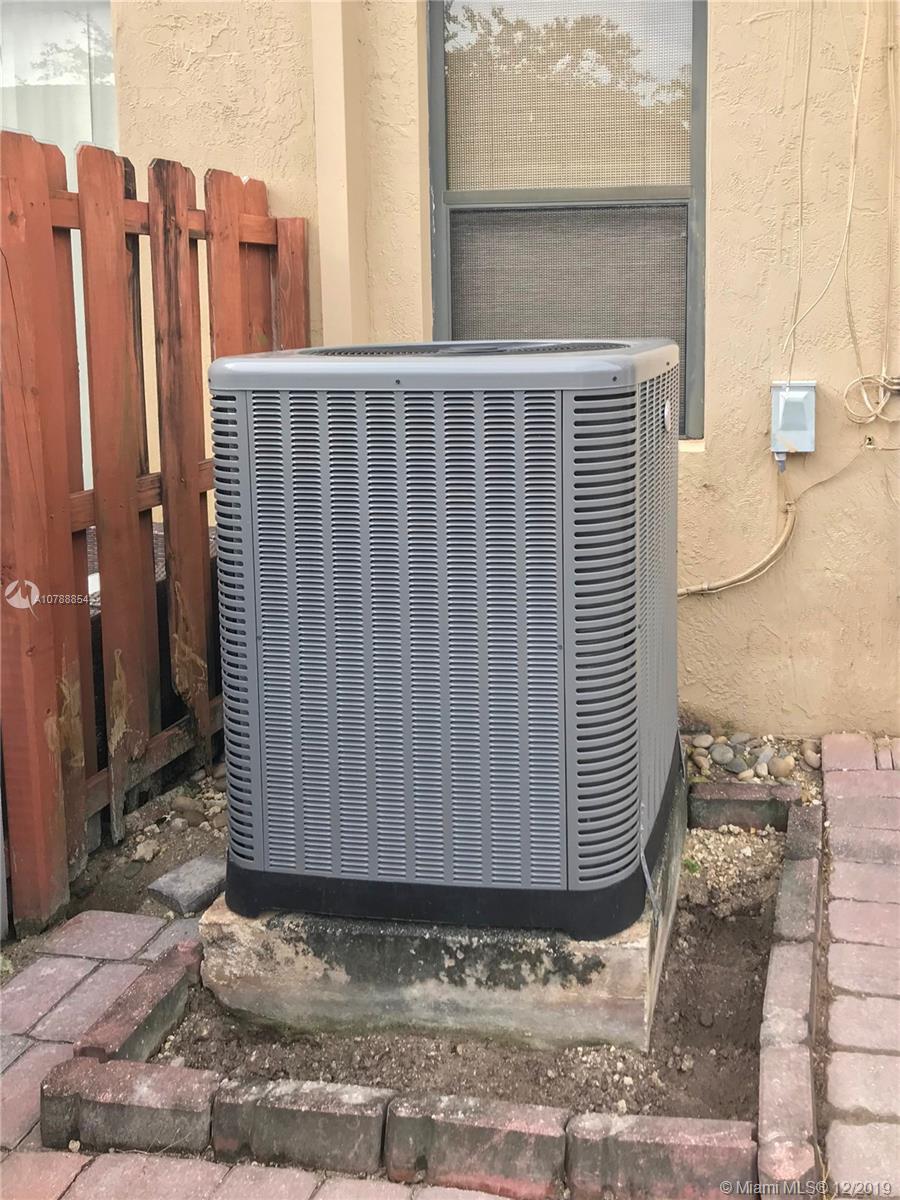 SILVER PALM EAST SEC TWO - Residential