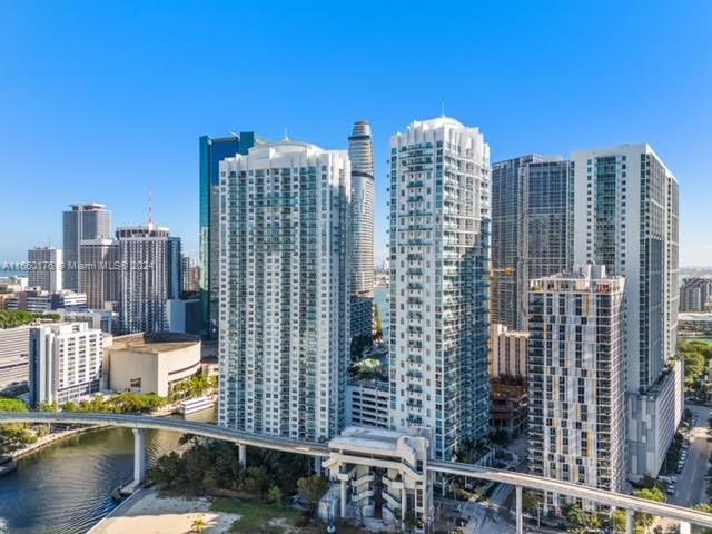 BRICKELL ON THE RIVER N T - Residential Lease