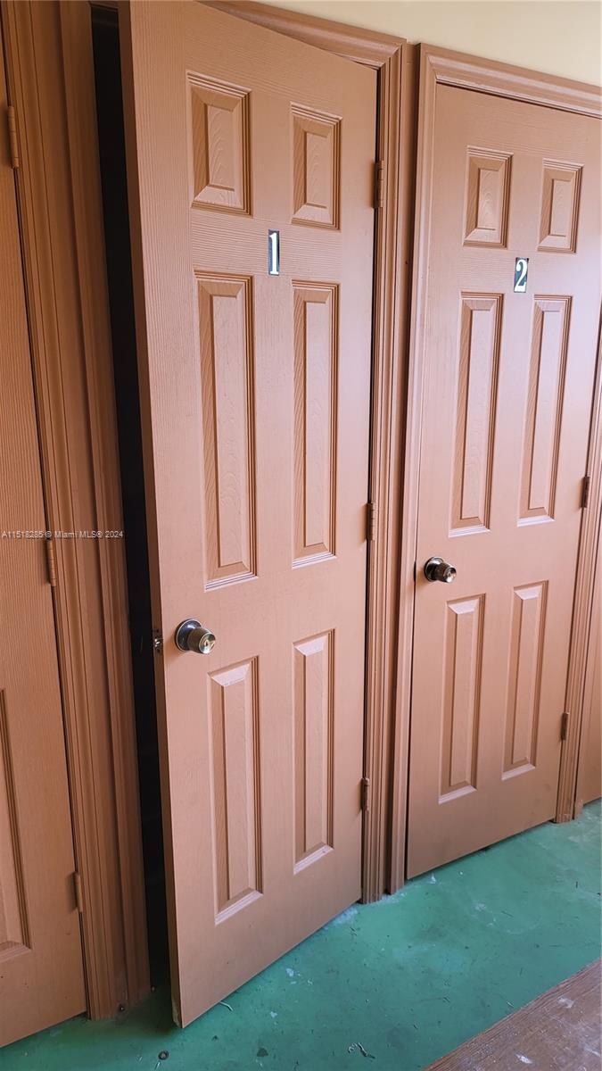 MEADOWBROOK CONDO APTS BL - Residential Lease