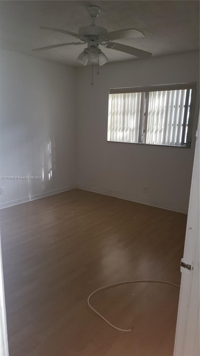 MEADOWBROOK CONDO APTS BL - Residential Lease