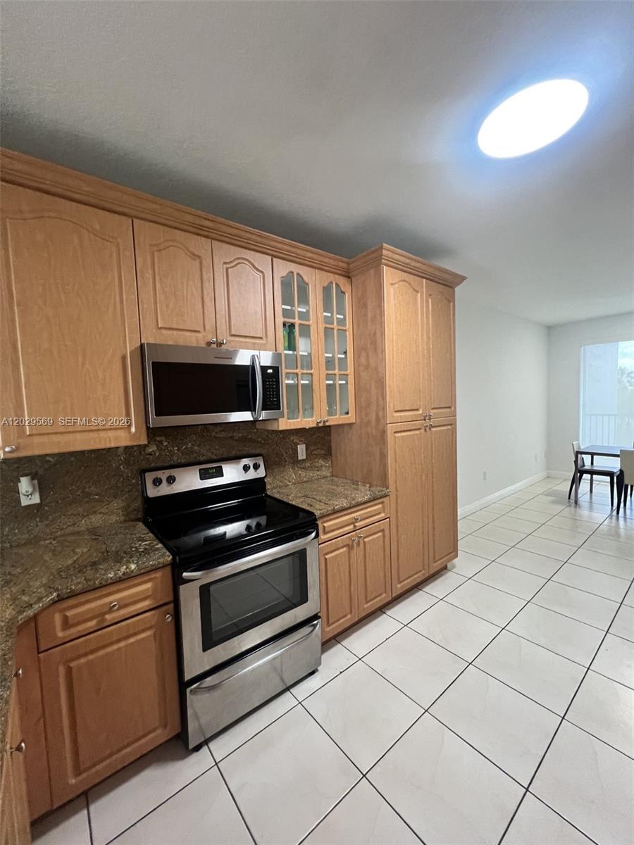 CAPTIVA CONDO B - Residential