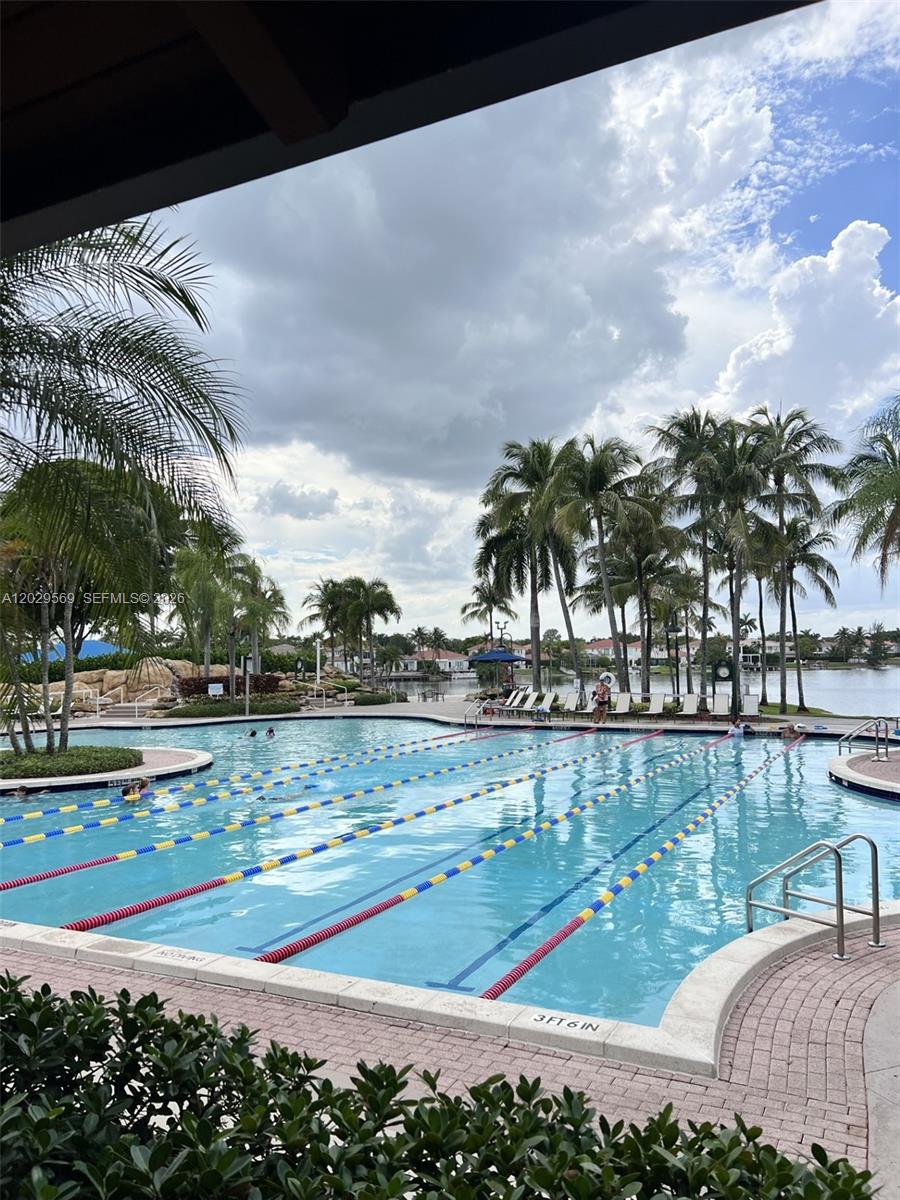 CAPTIVA CONDO B - Residential