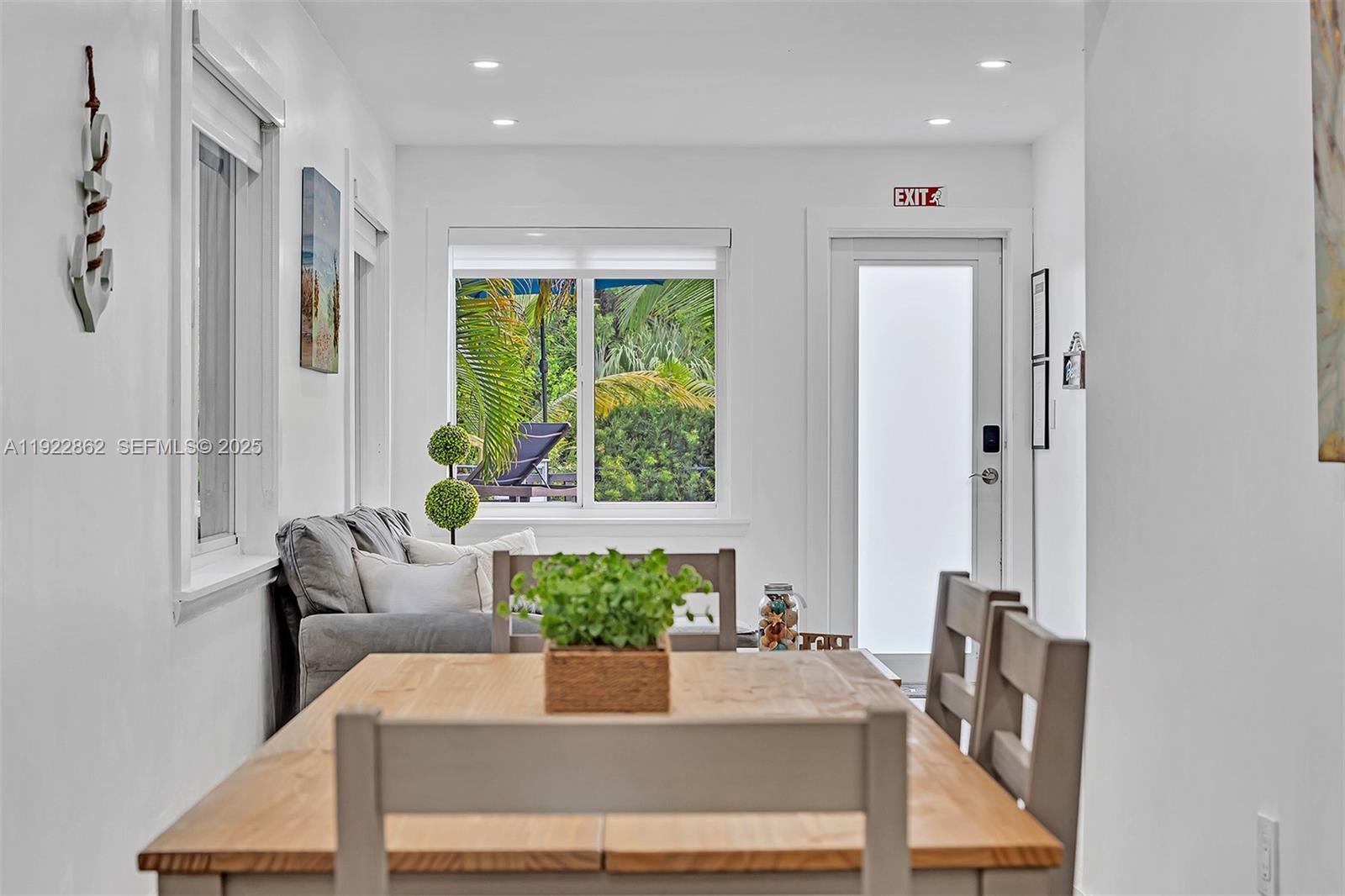 RIVERSIDE PARK - Residential