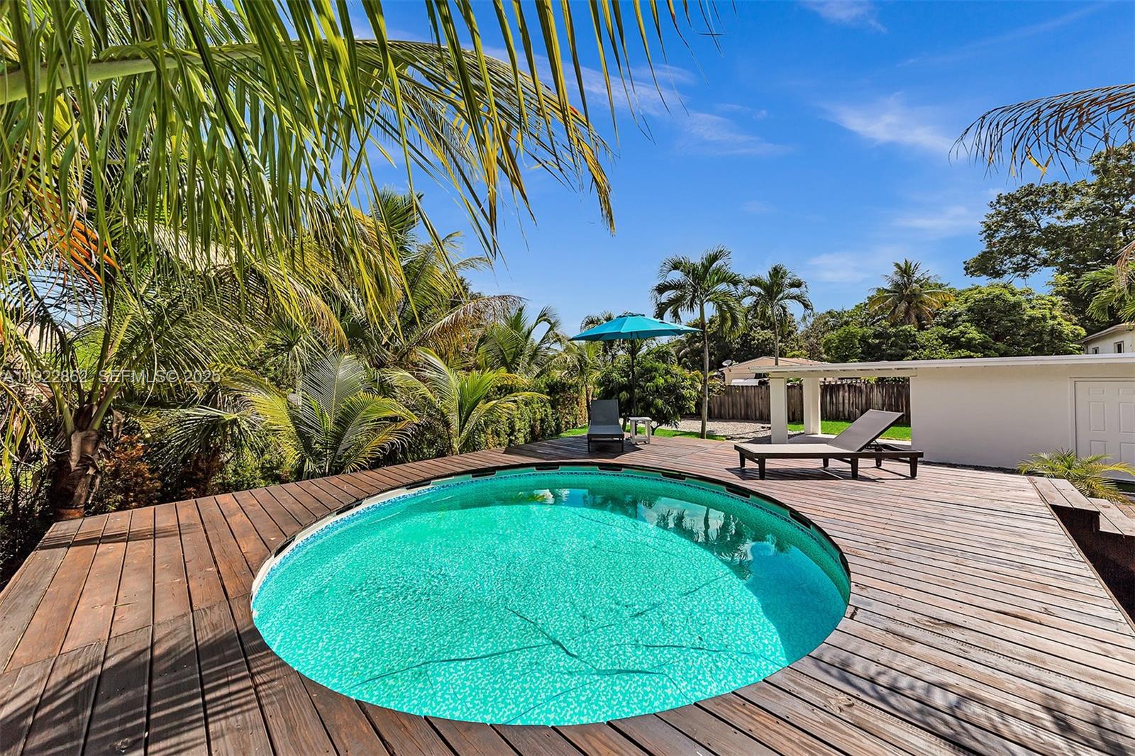 RIVERSIDE PARK - Residential