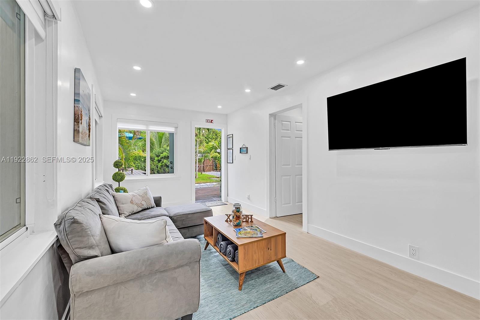 RIVERSIDE PARK - Residential