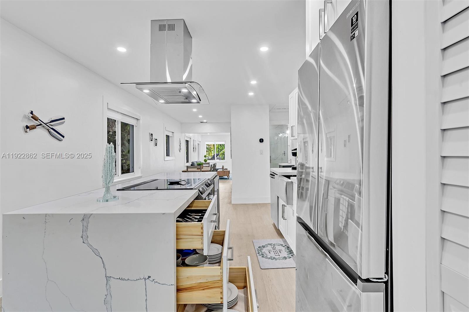 RIVERSIDE PARK - Residential