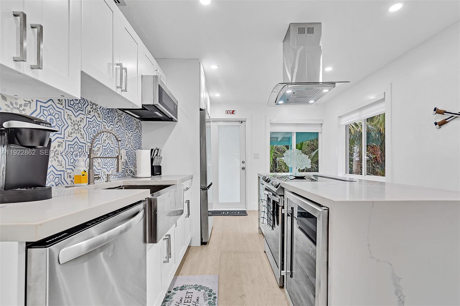 RIVERSIDE PARK - Residential