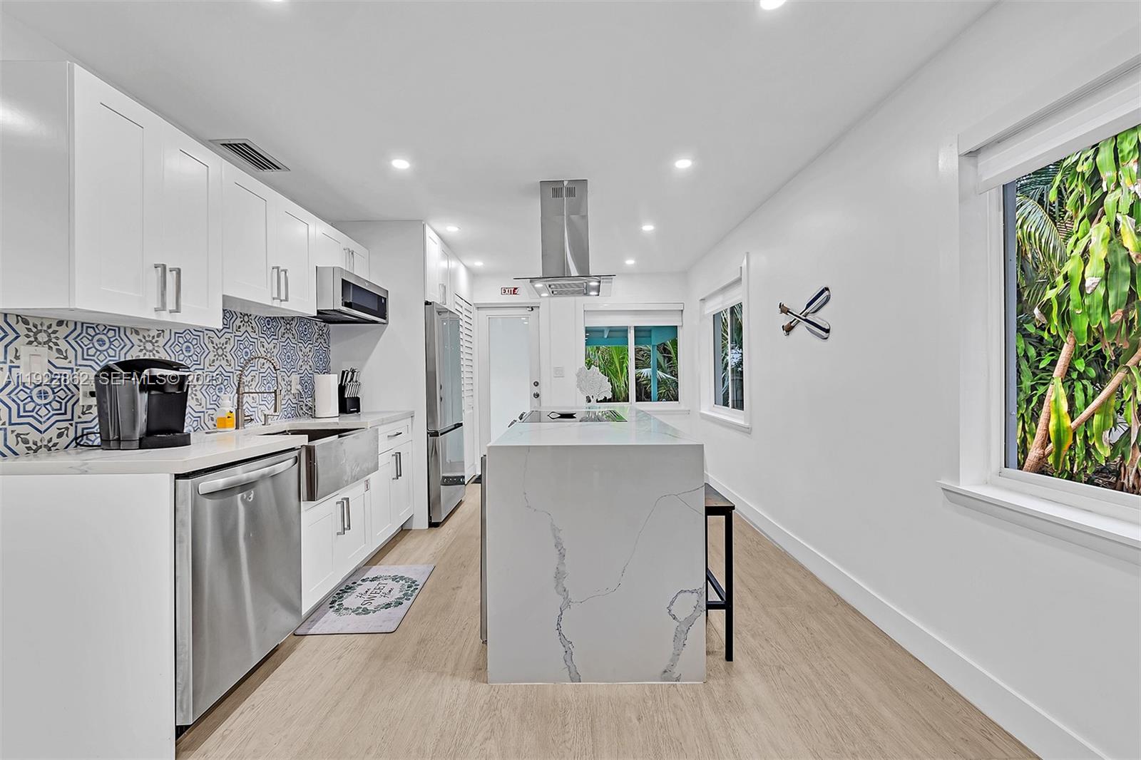 RIVERSIDE PARK - Residential