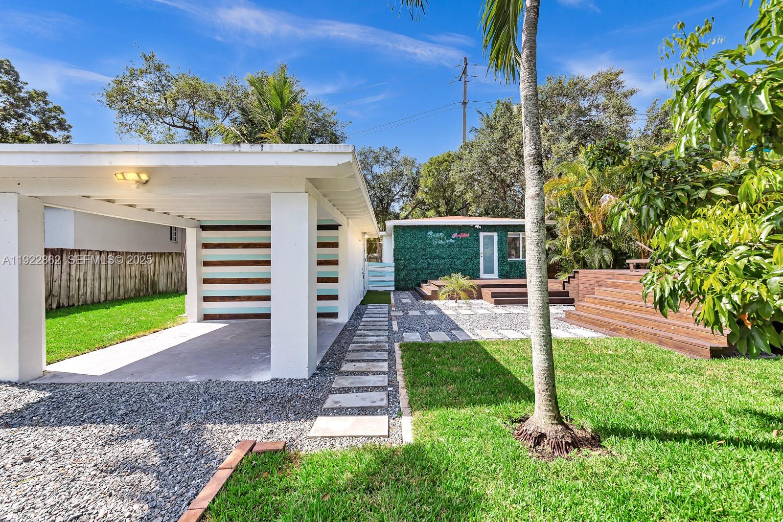 RIVERSIDE PARK - Residential