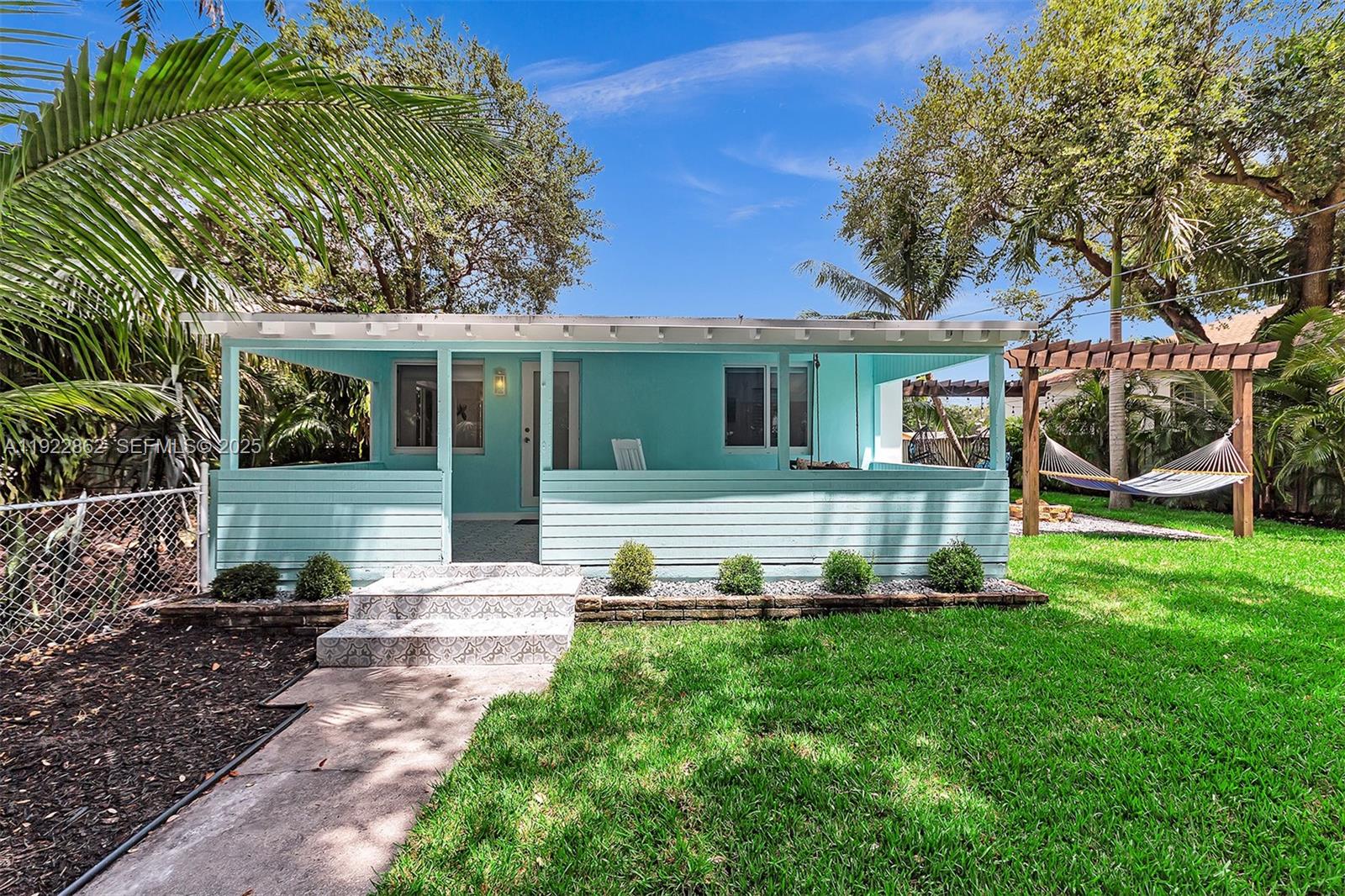 RIVERSIDE PARK - Residential