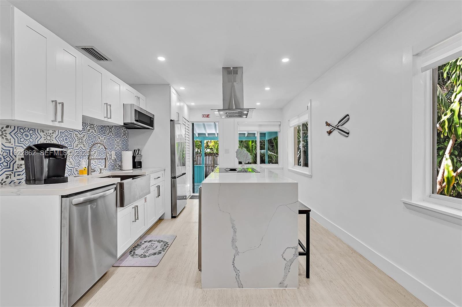 RIVERSIDE PARK - Residential