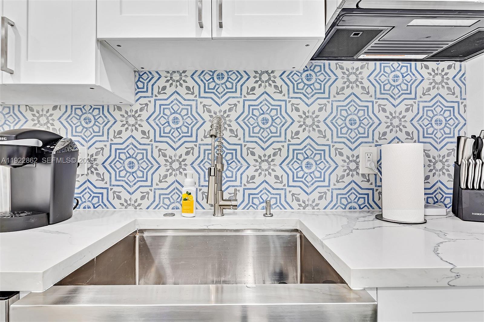 RIVERSIDE PARK - Residential