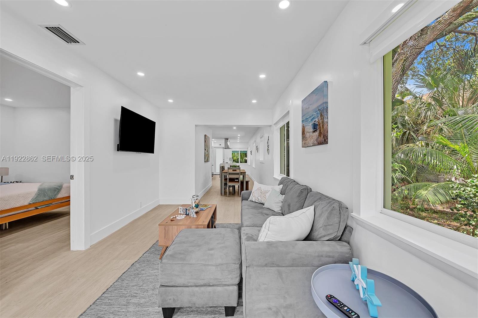 RIVERSIDE PARK - Residential