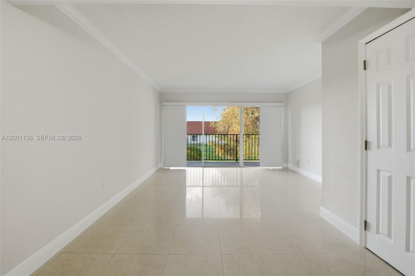 LAGUNA CLUB WEST CONDO BL - Residential Lease