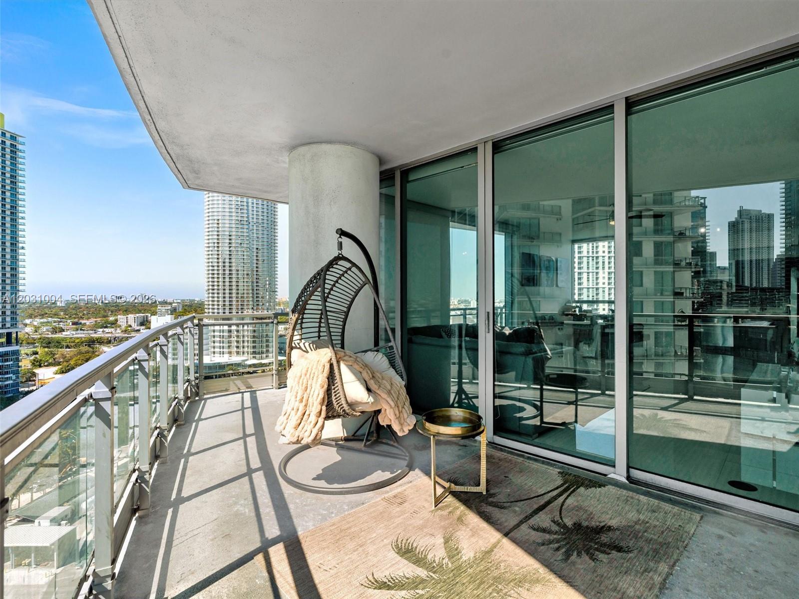 90 SW 3rd St 2013