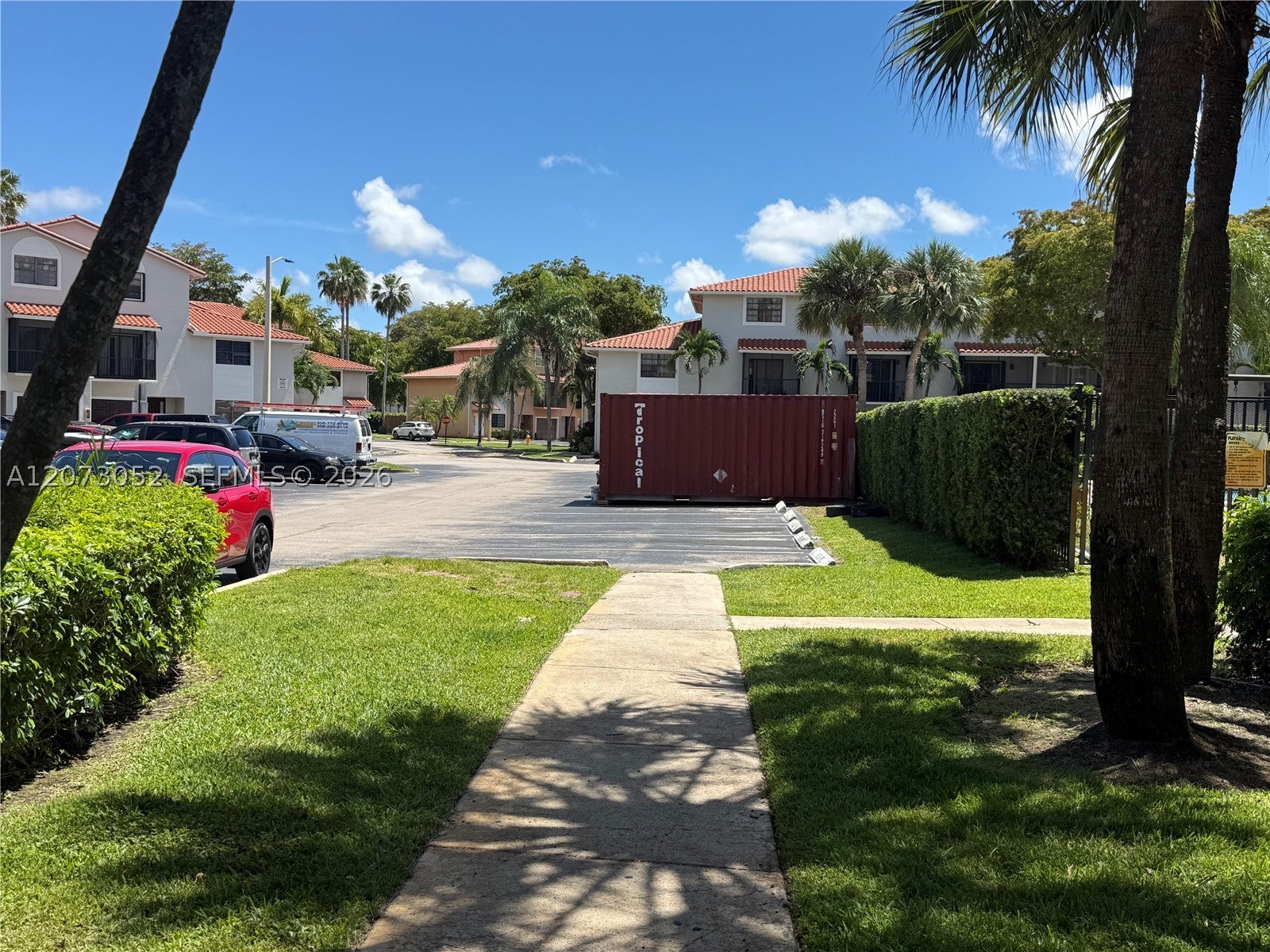 9716 Hammocks Blvd 101
