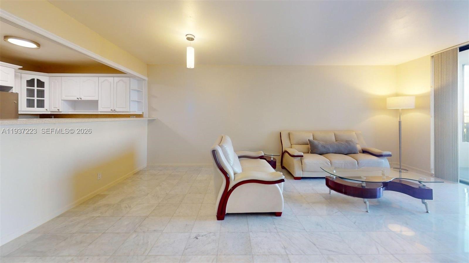 500 Three Islands Blvd 402