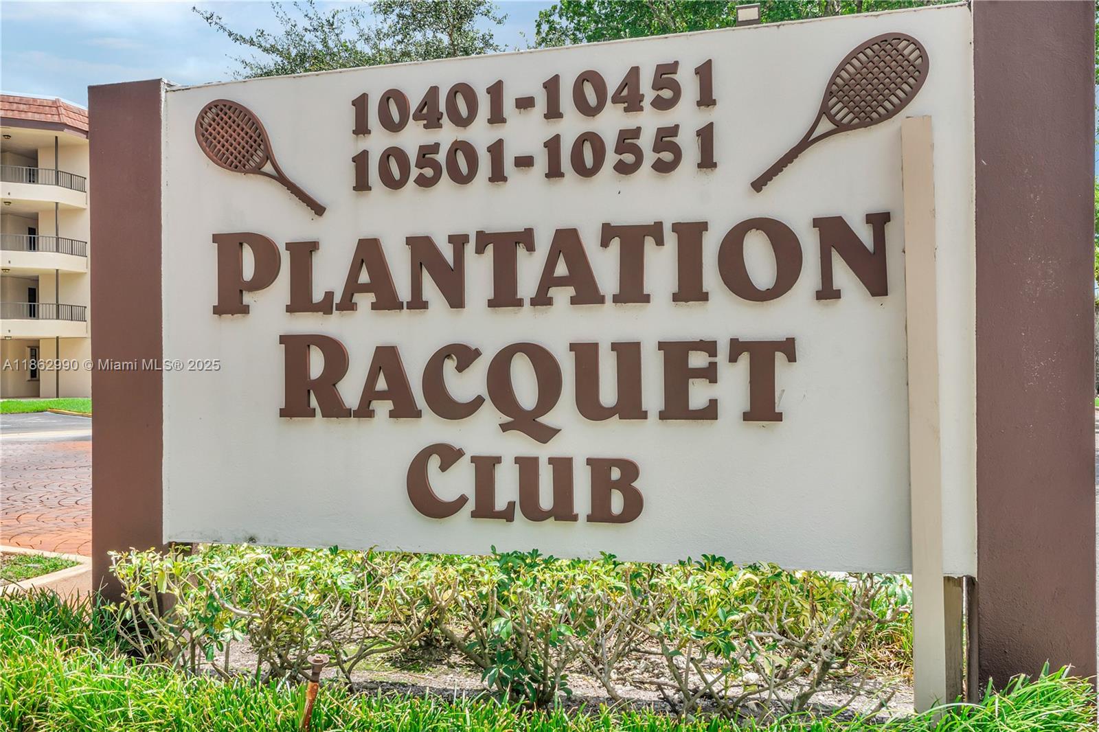 PLANTATION RACQUET CLUB - Residential