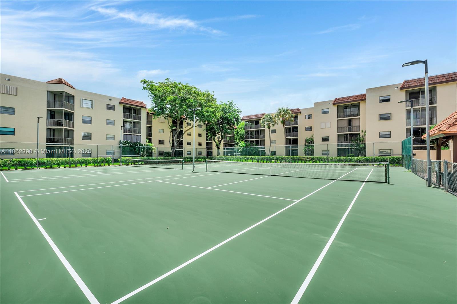PLANTATION RACQUET CLUB - Residential