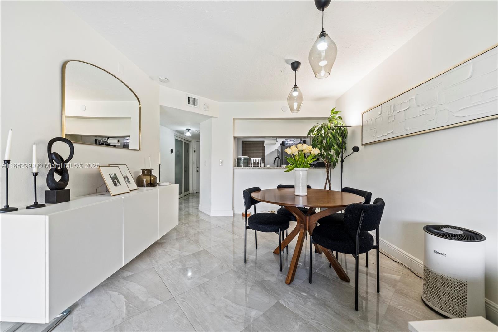 PLANTATION RACQUET CLUB - Residential