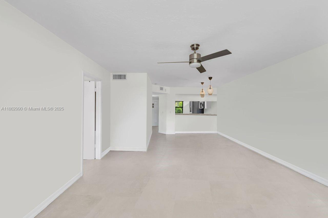 10401 W Broward Blvd 209