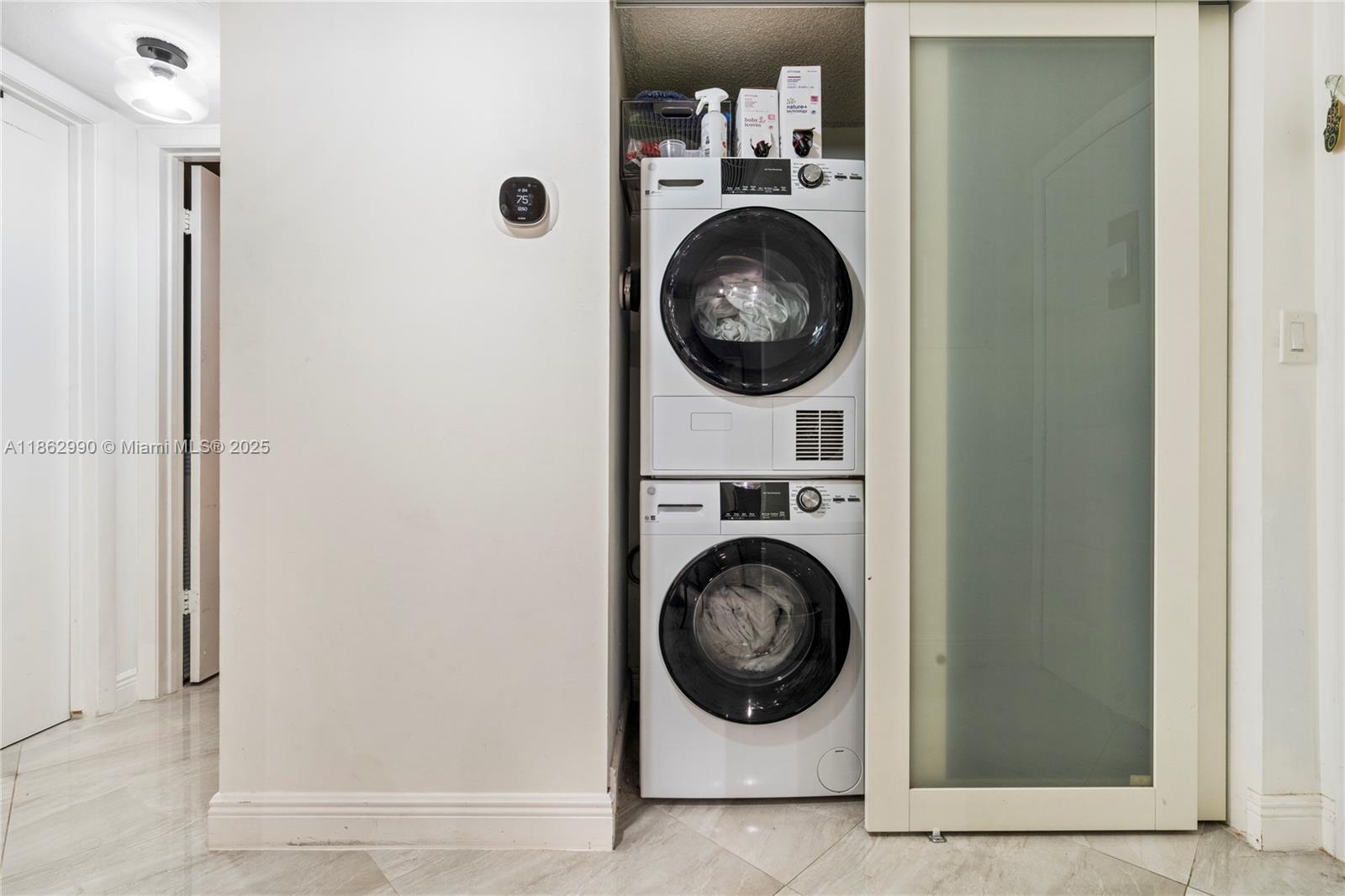 PLANTATION RACQUET CLUB - Residential