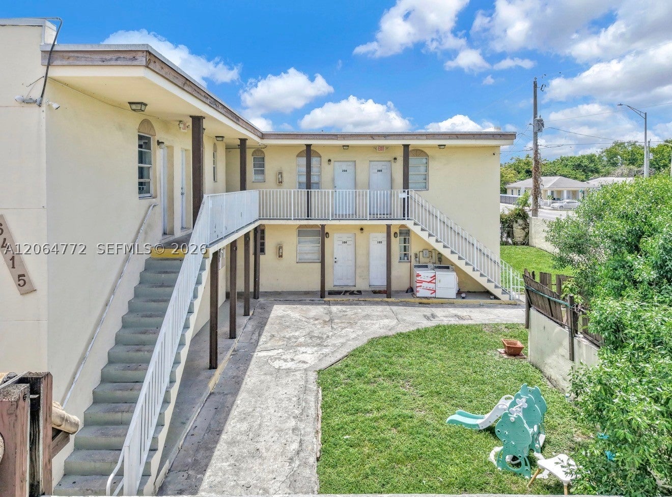 6415 NW 17th Ave