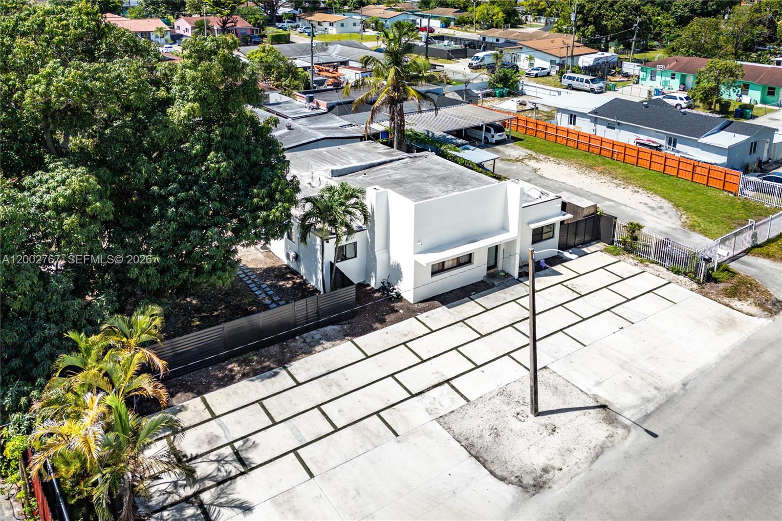 THE TROPICS AMD - Residential