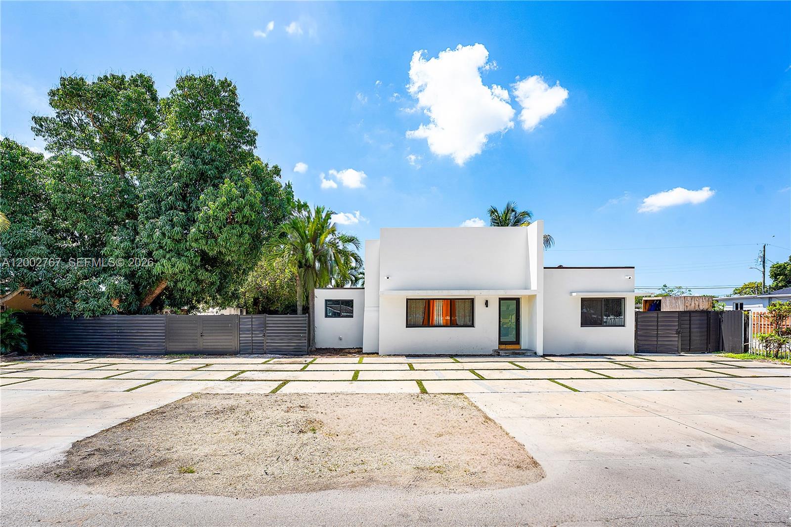 THE TROPICS AMD - Residential