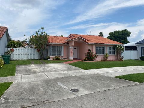 Single Family Residence in Miami FL 1938 137th Ct.jpg