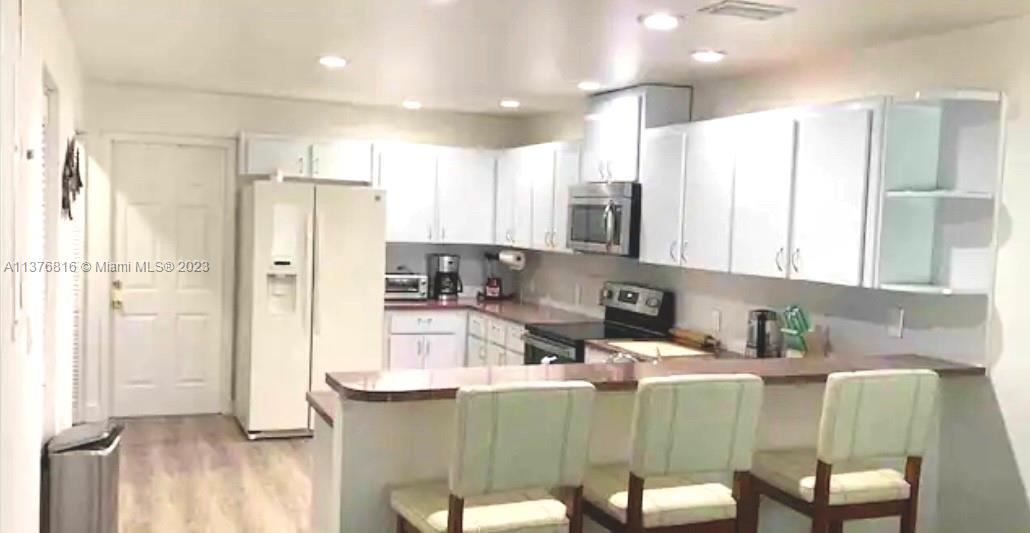 KINGS GRANT EAST - Residential Lease