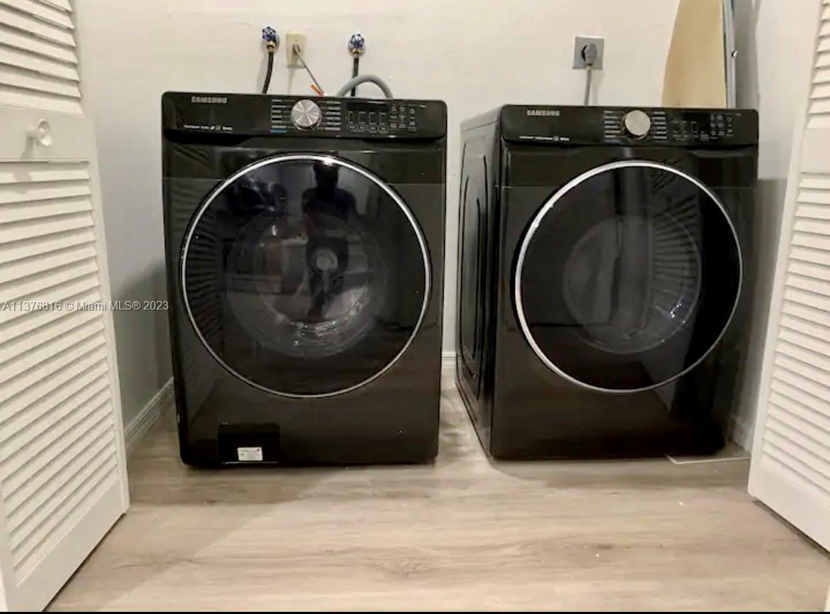 KINGS GRANT EAST - Residential Lease