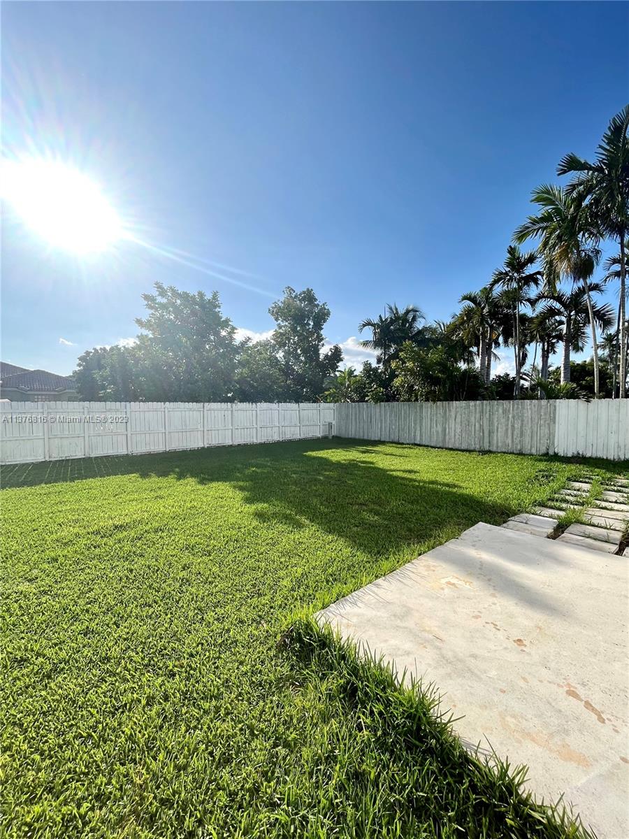 KINGS GRANT EAST - Residential Lease