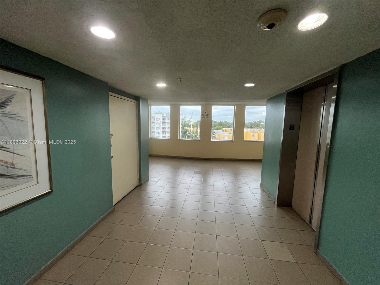 ISLA DEL MAR CONDO - Residential Lease
