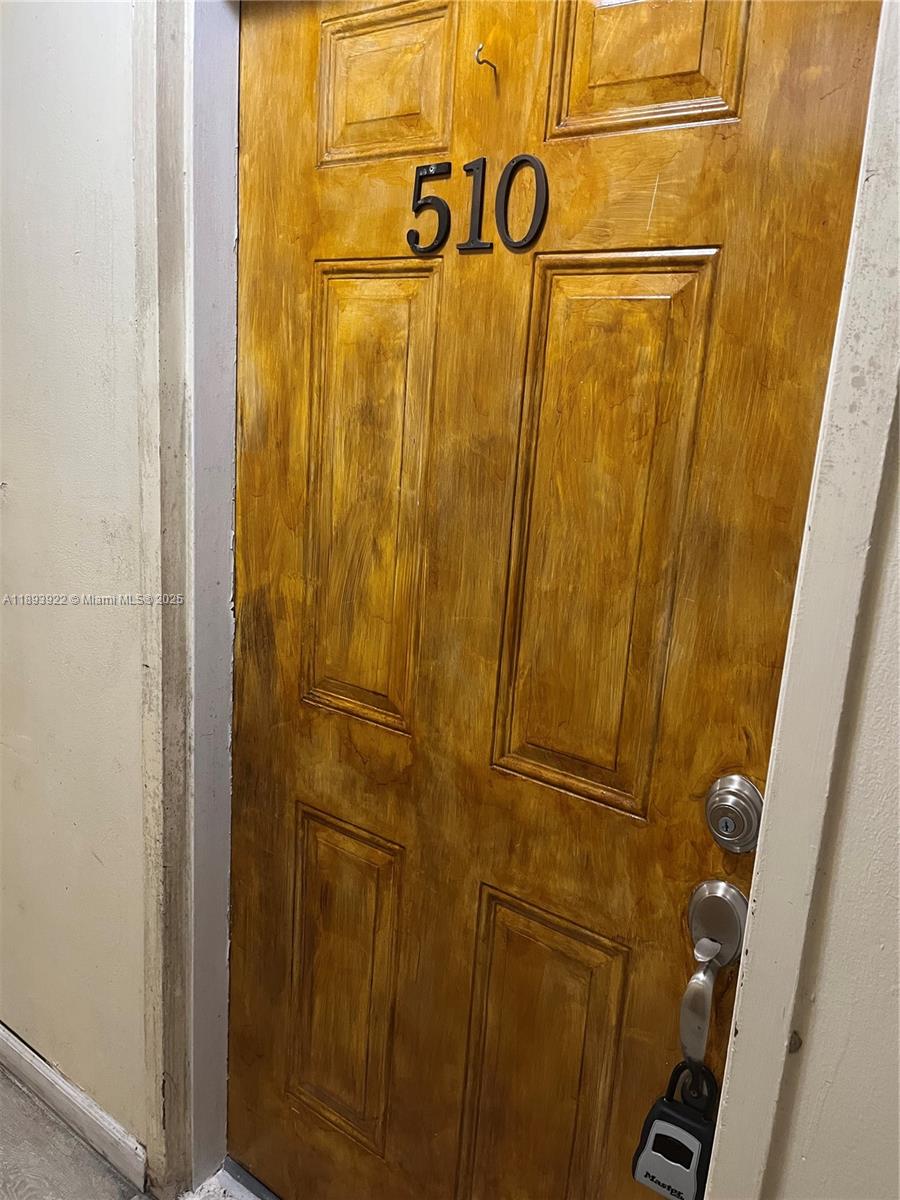 ISLA DEL MAR CONDO - Residential Lease