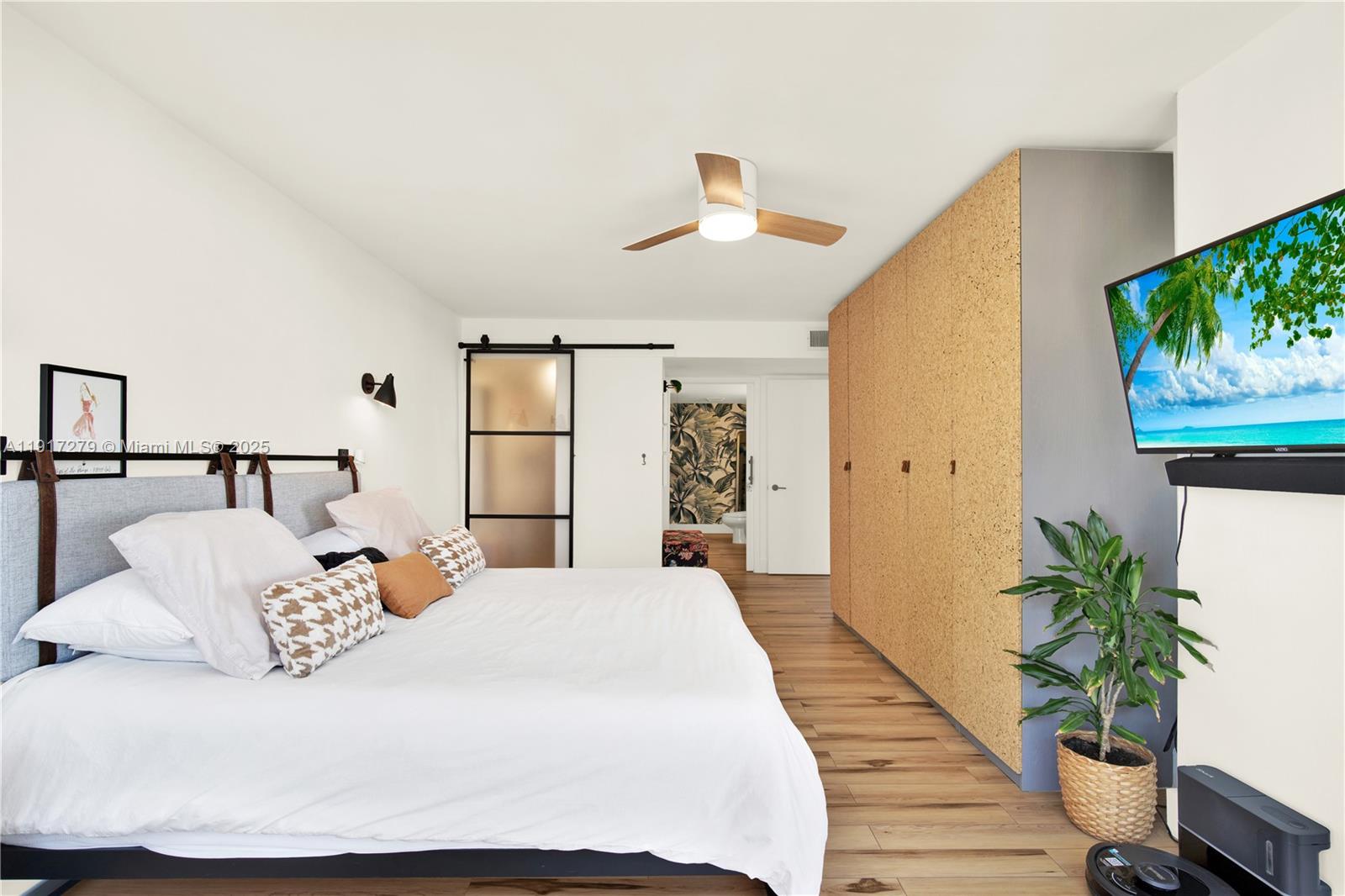 BRICKELL PLACE PHASE II C - Residential