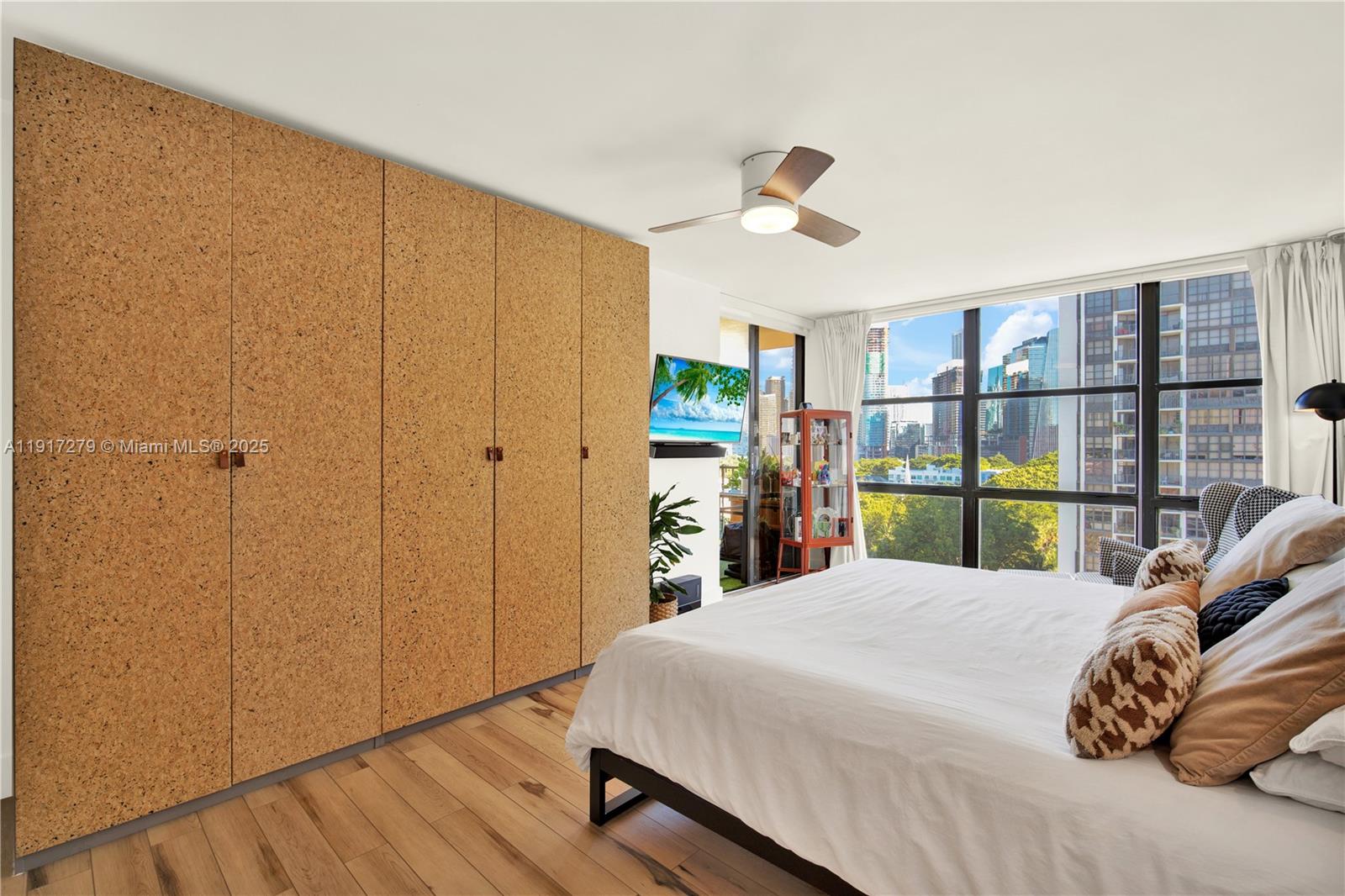 BRICKELL PLACE PHASE II C - Residential