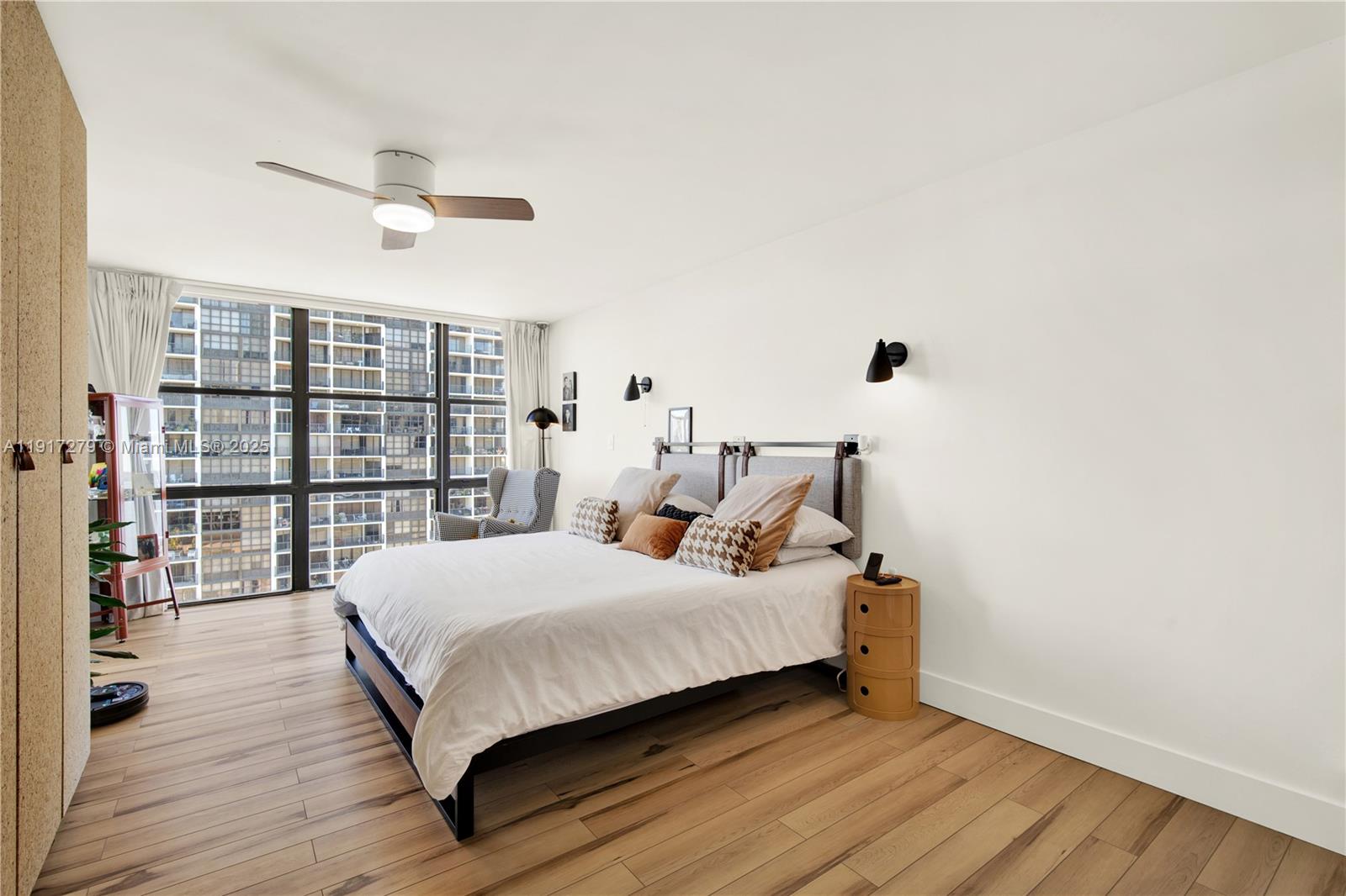 BRICKELL PLACE PHASE II C - Residential