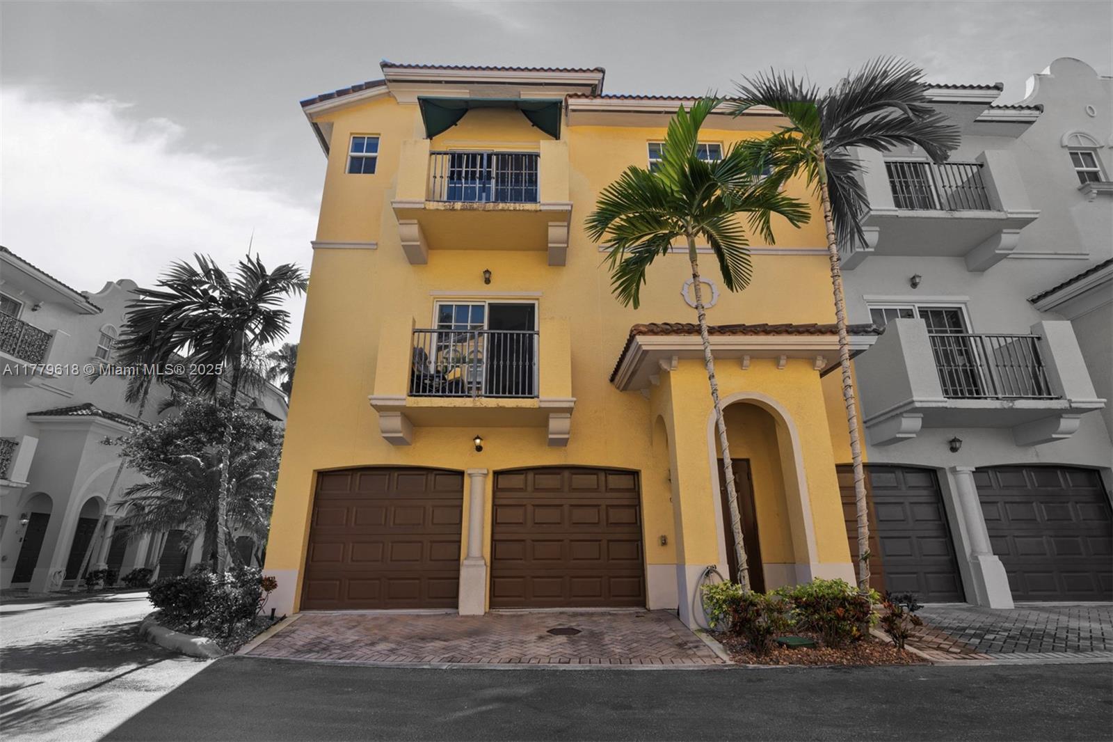 Rental Property at 2508 Sw 14th Ave 701, Fort Lauderdale, Broward County, Florida - Bedrooms: 3 
Bathrooms: 3  - $2,850 MO.