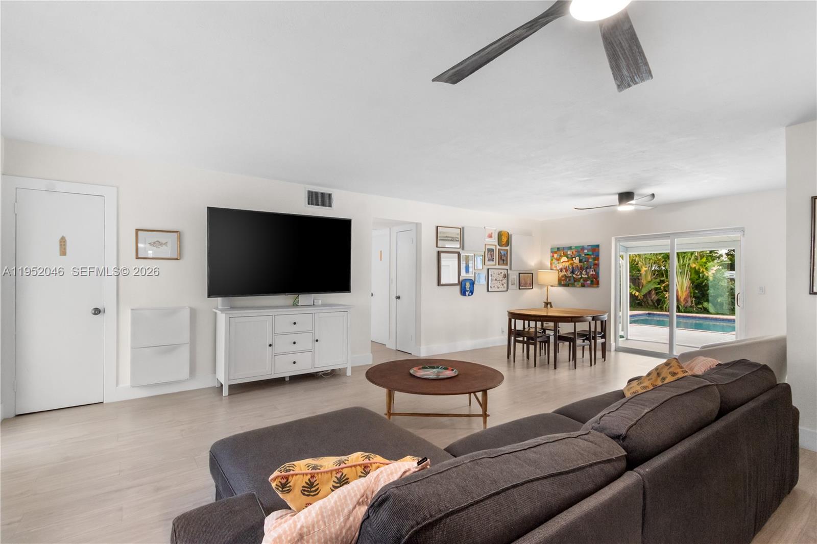 BONNIE LOCH - Residential