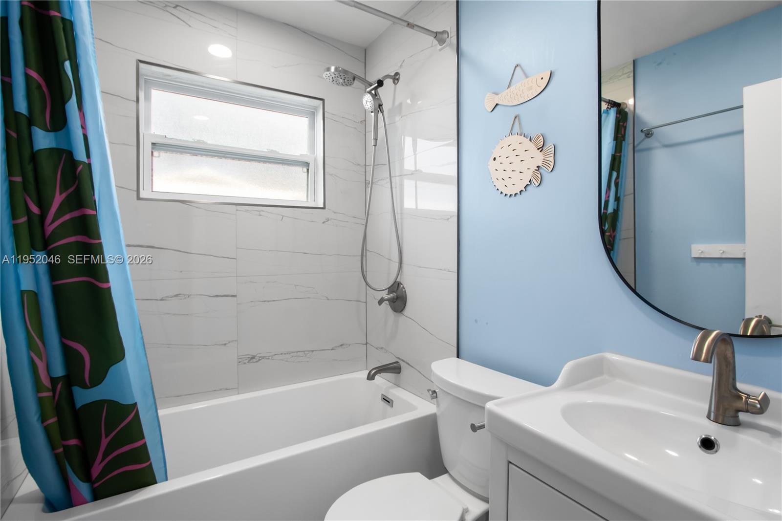 BONNIE LOCH - Residential